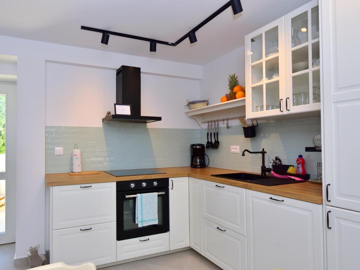 Charming And Authentic Stone Stanic Villa *